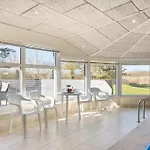 Pet Friendly In With Sauna Сasa de vacaciones *